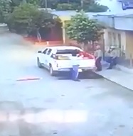 Head Blown Off with Shotgun Murder caught on CCTV (Watch Man Leaning against Truck) 