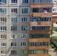 Drunk Man Commits suicide JUMP from a 7 floor