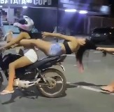 Pretty Girl Fight.. Dragged off Moving  Motorcycle by Her Hair.