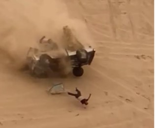 Plastic Surgeon Kills Himself and His Friend as Their Truck Rolls Down a Dune 