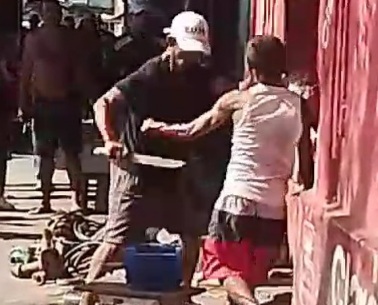 Colombian criminals knives fight 