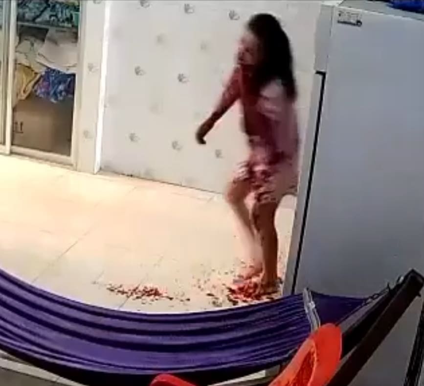 Woman Has Her Throat Slit By Pissed Off Ex