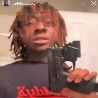 Rapper shoots himself while playing with gun