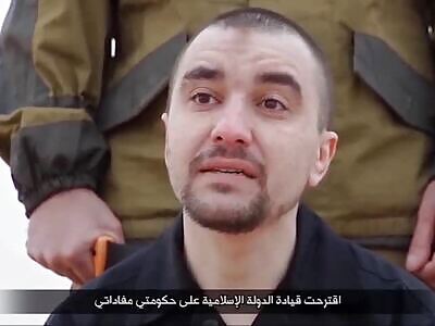 Islamic State Militants Behead Prisoner