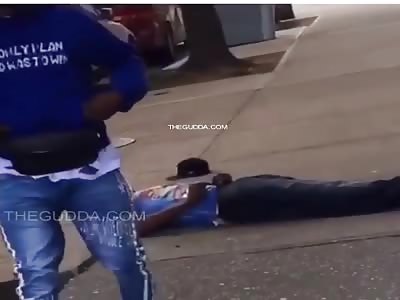 Dude Gets Flawless Victory 2 Pieced KO And Pockets Ran For Telling Another Man To Suck His D*ck