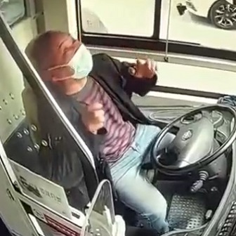 Bus Driver Suffers Fatal Heart Attack