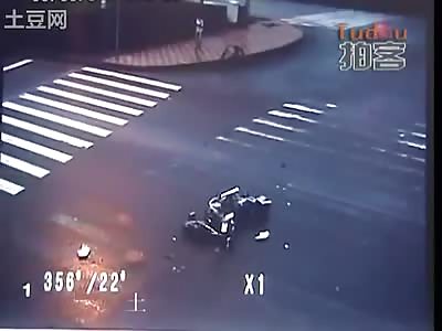  Chinese guy cartwheels to victory after motorcycle crash 
